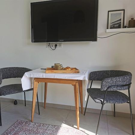 Prissé Au Jardin Des Deux Roches Bed & Breakfast エクステリア 写真