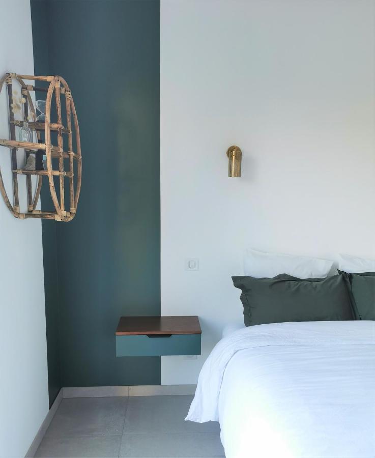 Prissé Au Jardin Des Deux Roches Bed & Breakfast エクステリア 写真